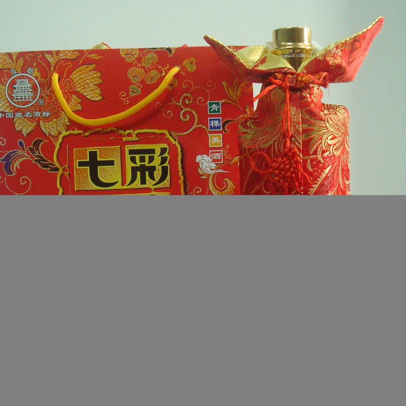 七彩互助系列青稞酒