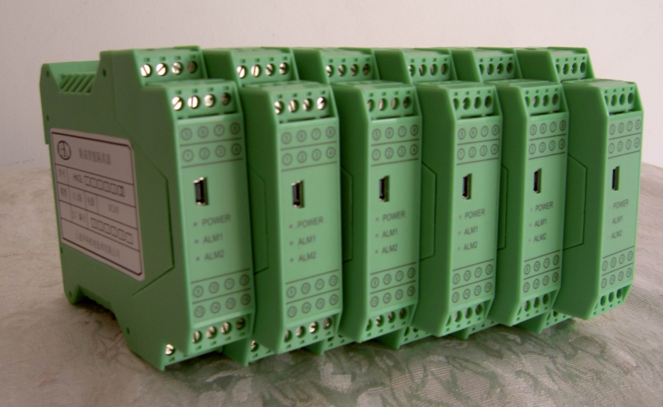 tegl系列智能隔离器