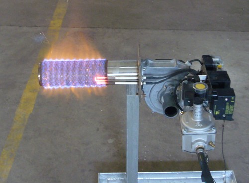 金属纤维燃烧器相对传统燃烧器的主要优点:    1.