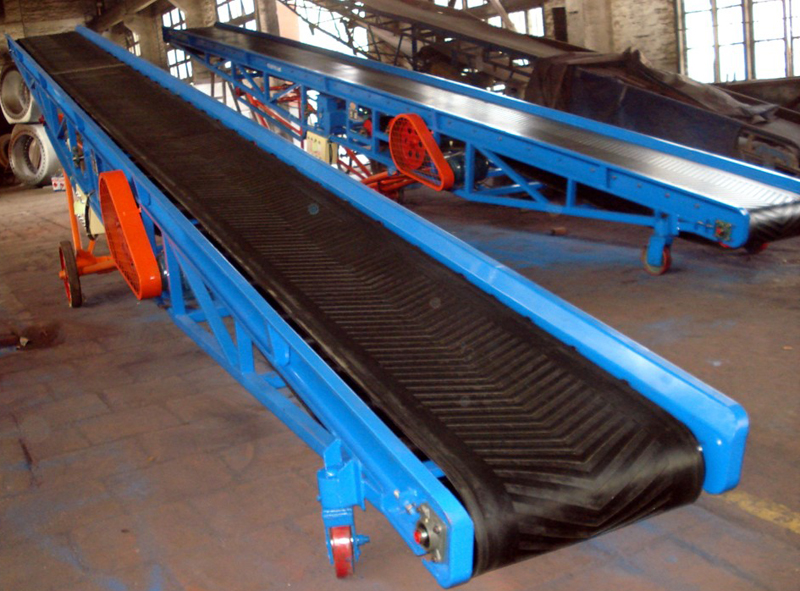 带式移动输送机和斗式移动输送机